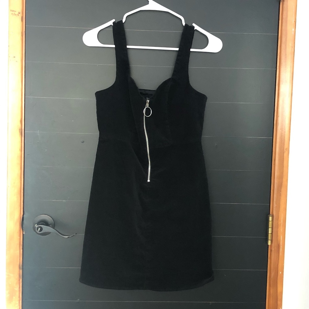 [topshop] black zipper dress.